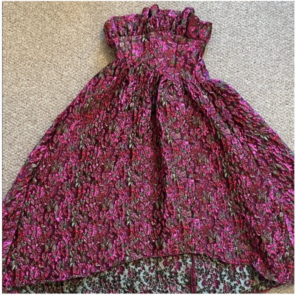 Anthropologie Strapless Textured Floral Midi Dress in Fuchsia and Green - Picture 5 of 6